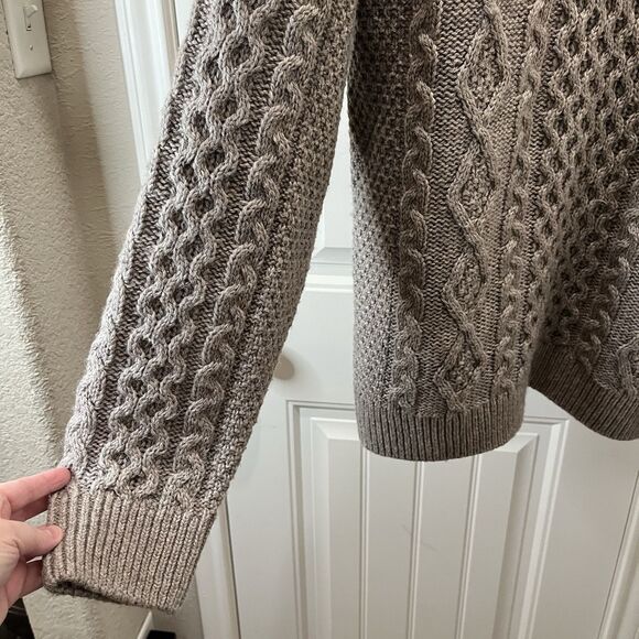 Giordano Tan Fisherman Cable Knit Chunky Sweater Long Sleeves Womens Size XL - Picture 4 of 9
